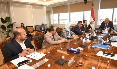 وزير الإسكان يتابع معدلات تنمية أراضي الساحل الشمالي الغربي