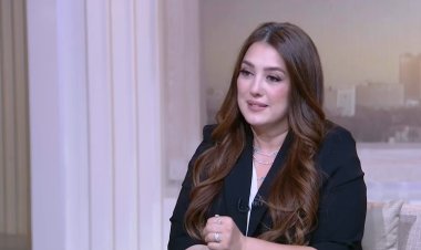 كندة علوش: زيارة المعارض الفنية ليست مجرد رفاهية.. ووالدي كان يصطحبني إليها في صغري