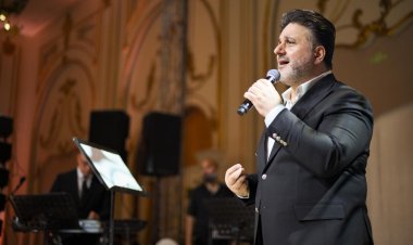 ملحم زين وزهير مراد وآدم عفارة بليلة ملكية في "فندق قلب العالم" في بغداد