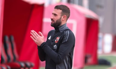 كولر يستبعد "عمر كمال" من مباراة بتروجيت.. تعرف على السبب