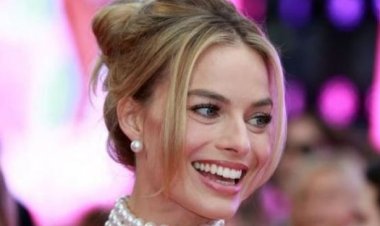 بعد انتظار دام 8 سنوات... بطلة فيلم «باربي» ترزق بمولودها الأول