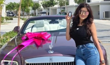 بعدما أهداها سيارة "رولز رويس"..  محمد سامي لـ مي عمر: "عايز اعترفلك بحاجة"