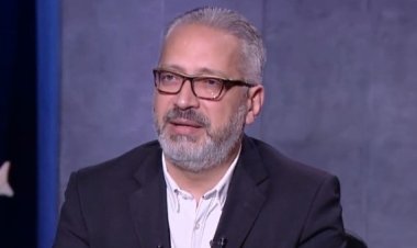 «كان مشرفنا».. تامر أمين يتغنى بـ محمد صلاح بعد زيارته لمعرض الشارقة بالإمارات