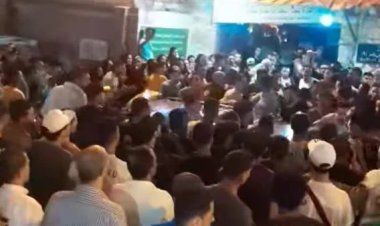 في مشهد مهيب.. المئات يشيعون جنازة لاعب الملاكمة محسن عبد الله «ضحية ركنة السيارة»