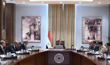 رئيس الوزراء: «جاهزون» لإتاحة أي مكون دولاري لزيادة «الاحتياطي» من السلع الرئيسية