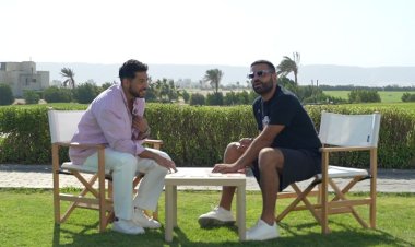 عمر السعيد يجمع النجوم في أجواء مرحة بعيدًا عن الكاميرات بالجونة 