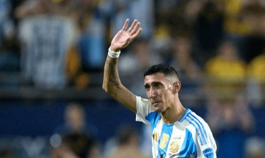 «جيرو» و«دي ماريا» يعلنان اعتزال اللعب دوليا