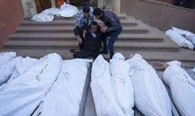 عاجل... وصول 16 شهيدا مستشفى شهداء الأقصى فى دير البلح وسط غزة