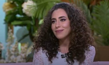 «جميلة وحقيقية».. منة عدلي القيعي تدافع عن شيرين عبدالوهاب بعد «زلة لسانها» عن محمد رحيم