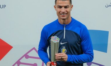 إنجاز تاريخي.. رونالدو يتوج بجائزة لاعب الشهر للمرة الرابعة في الدوري السعودي