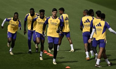 قبل مواجهة بايرن ميونيخ.. أنشيلوتي يعلن موعد عودة كورتوا