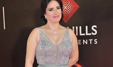 ميرنا وليد تشارك محمد صبحي في مسرحية فارس والمستور