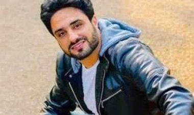 بعد رحيله المفاجئ.. من هو الفنان الشاب بهاء الخطيب؟