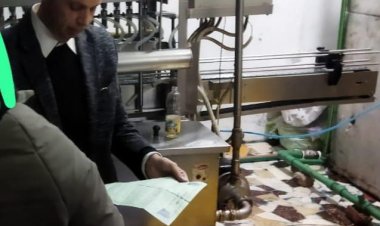 تفاصيل غلق مصنع مخالف لتعبئة المواد الغذائية بالشرقية