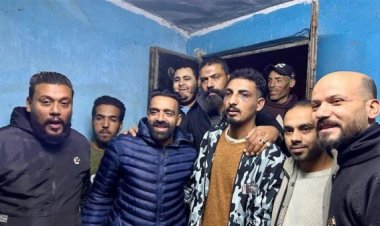 أول تعليق من الشاب إسلام بعد إجباره على ارتداء بدلة رقص