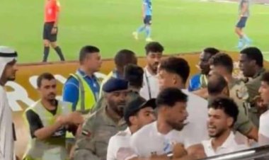 حتحوت: حسين لبيب هدد بالانسحاب من السوبر بعد مشاجرة ثلاثي الزمالك مع أمن الاستاد