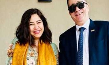 "سوء تفاهم بيحصل بين الإخوات".. شيرين عبدالوهاب تعلق على خلافها مع المحامي ياسر قنطوش