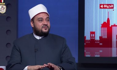 أستاذ بجامعة الأزهر: حديث «إرضاع الكبير» صحيح وموجود في «البخاري»