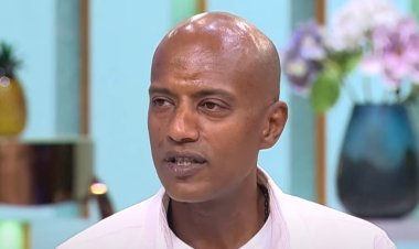 "لو عطست هتتشل".. أمير صلاح الدين يروي تفاصيل صادمة عن مرض نادر كاد ينهي حياته