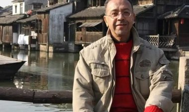 وفاة أحمد أبو زيد أبرز مذيعي الإذاعة المصرية