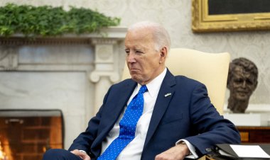 نائب روسي يدعو بايدن للاقتداء بـ بوتين وإجراء مقابلة مع صحفي روسي