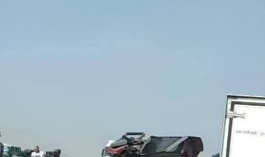 تصادم مروع بين أتوبيس  وتريلا على الطريق الإقليمي.. وسقوط عدد من المصابين