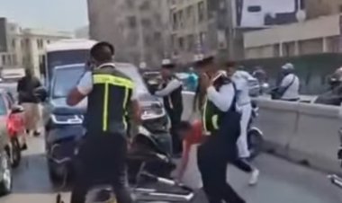 القبض على شحص اصطدم بسيارات وحاول الهرب  أعلى كوبري أكتوبر