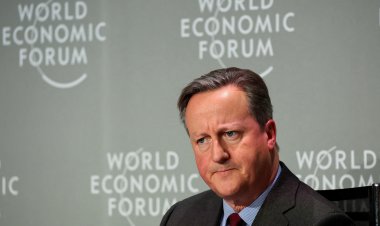 خلال زيارته لتركيا.. وزير الخارجية البريطاني يسعى لرفع الغطاء السياسي عن «حماس» 