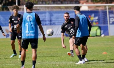 الأهلي يختتم استعداده لمباراة جورماهيا في دوري الأبطال