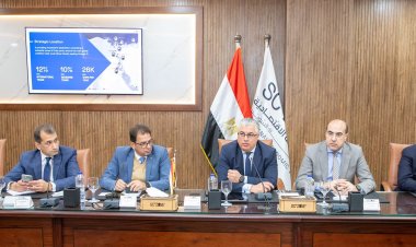 رئيس اقتصادية قناة السويس يلتقي مجموعة من سفراء الدول الآسيوية لبحث سبل التعاون