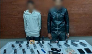 القبض على طالب وعامل لبيعهما قنابل مسيلة للدموع عبر فيسبوك بالقاهرة 