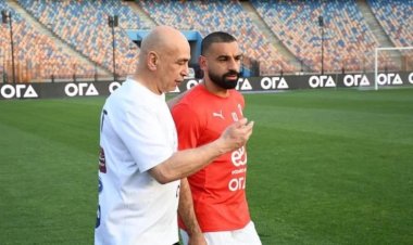 حسام حسن يعلق على عدم فوز صلاح بالكرة الذهبية: "أنت الجائزة الكبرى لكل المصريين"
