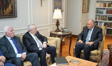 وزير الخارجية يستقبل وفدًا من حركة فتح الفلسطينية