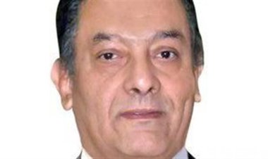 نقابة المهن السينمائية تنعى شقيق المخرج محمد خورشيد