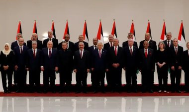 عاجل.. الحكومة الفلسطينية الجديدة تؤدي اليمين الدستورية أمام الرئيس محمود عباس