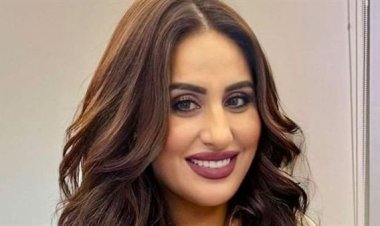 إصابة الإعلامية داليا الخطيب مذايعة راديو 9090 في حادث سير بطريق العالمين