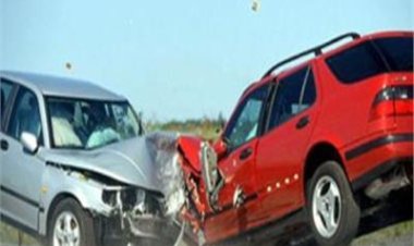 إصابة 4 أشخاص في حادث تصادم سيارتين ملاكي بالجيزة