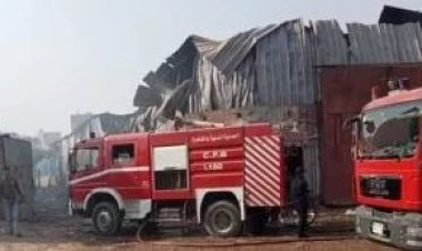 السيطرة على حريق مصنع كيماويات في العاشر من رمضان