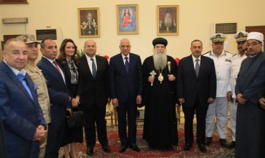 محافظ الجيزة يزور مطرانية شمال الجيزة لتقديم التهنئة بمناسبة عيد القيامة المجيد