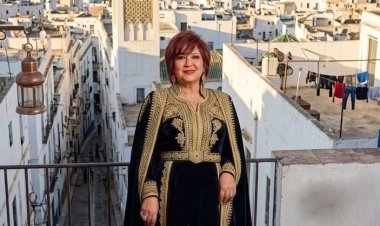 عايدة رياض تشيد بالقفطان الجزائري: «تراث حي يجمع بين الأناقة والهوية»