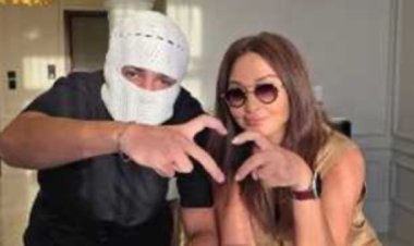 تووليت يلتقي بـ النجمة إليسا في القاهرة قبل حفلها المنتظر غدًا