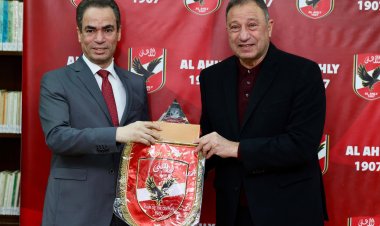 تفاصيل زيارة رئيس الهيئة الوطنية للإعلام إلى النادي الأهلي