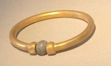 اليوم.. استكمال محاكمة المتهمين بسرقة الأسورة الأثرية من المتحف المصري