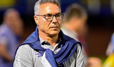 أوجوستو إيناسيو: الزمالك يعيش فترة مميزة ويقترب من حسم البطولات