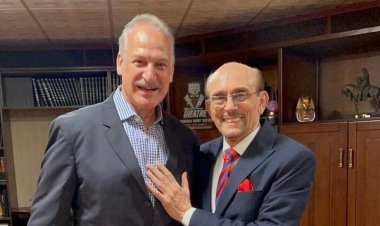 بعد حضوره مسرحية "فارس يكشف المستور".. عمر زهران يوجه رسالة مؤثرة لمحمد صبحي