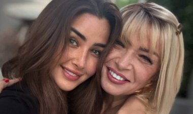 هنا الزاهد تحتفل بعيد ميلاد والدتها: ملكة قلبي