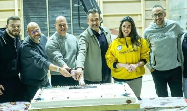 كريم عبد العزيز وياسمين صبري يحتفلان ببدء تصوير فيلم مطلوب عائليا