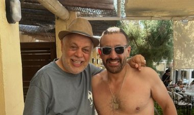 أشرف زكي يدعم السقا بعد أزمته الأخيرة: الغالي نجم النجوم