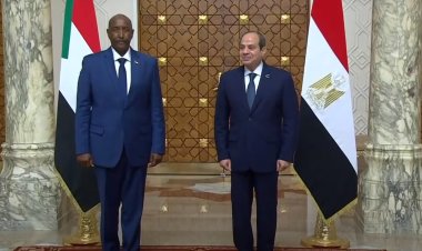 متحدث الرئاسة يكشف تفاصيل مباحثات الرئيس السيسي والبرهان لحل الأزمة السودانية