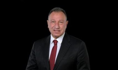 الفحوصات الطبية تؤجل سفر الخطيب مع بعثة الأهلي إلى أمريكا